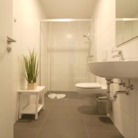 Gaestehaus Gothensee *