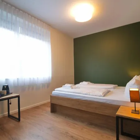 Gaestehaus Gothensee *